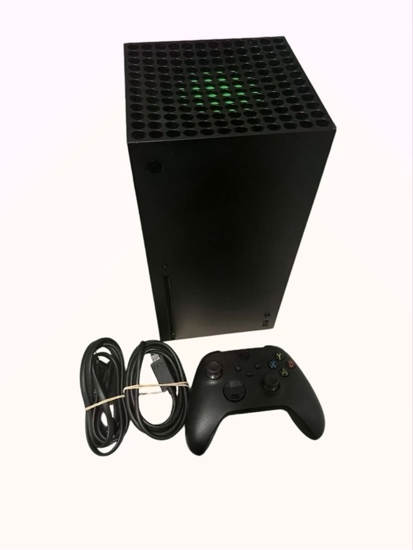 Microsoft Xbox Series X 1TB Black Used - Unlocked image 3