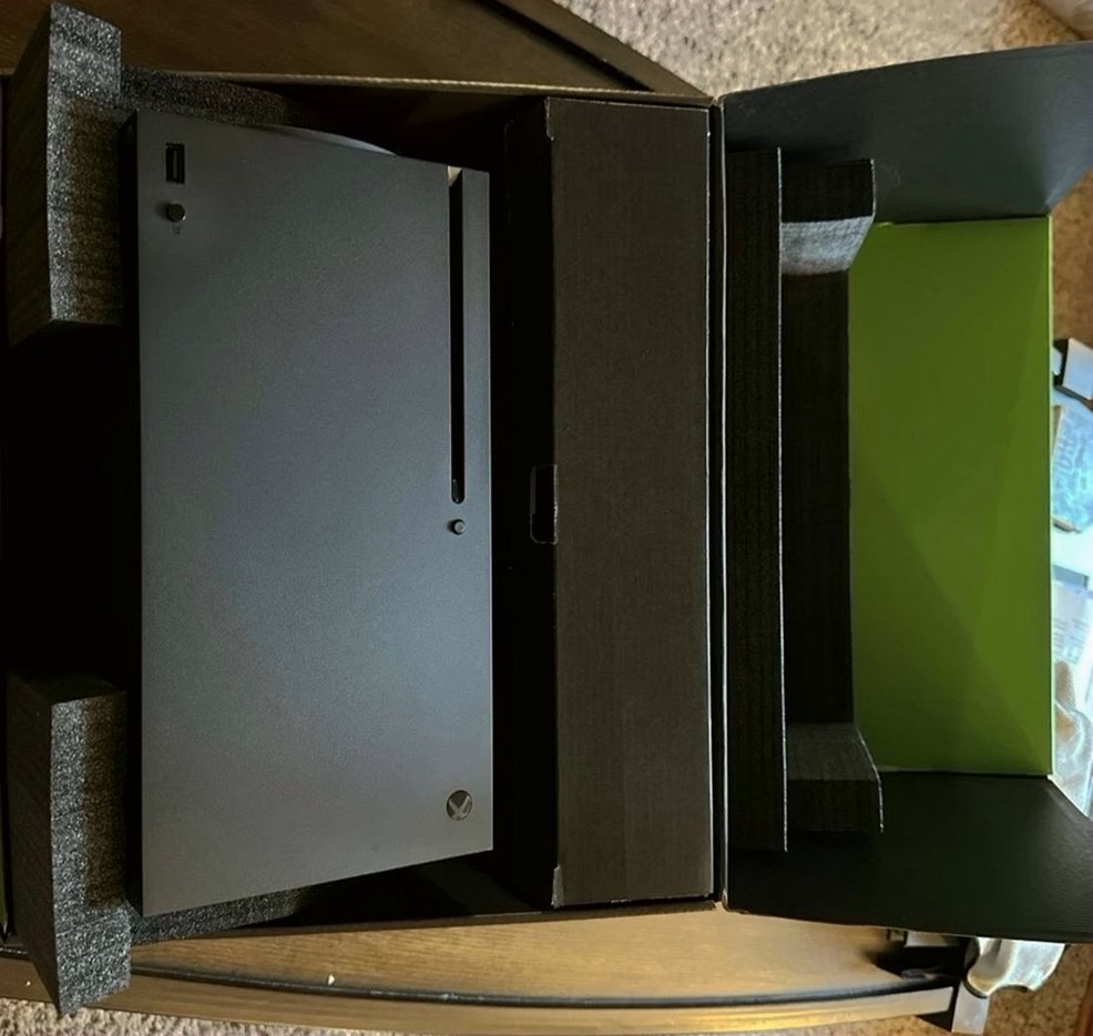 Microsoft Xbox Series X 1TB Black - Used image 3