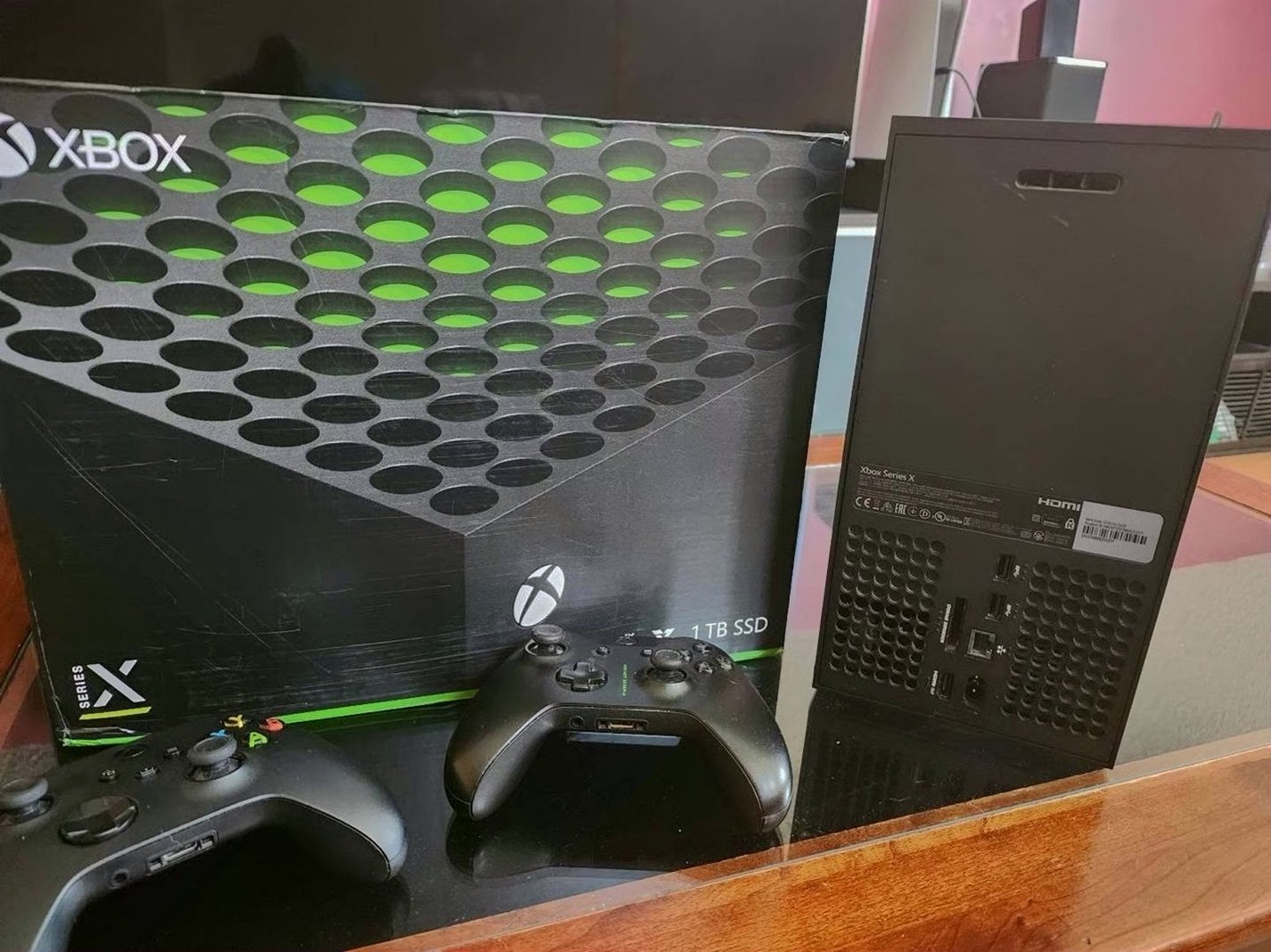 Microsoft Xbox Series X 1TB Black - Used image 2