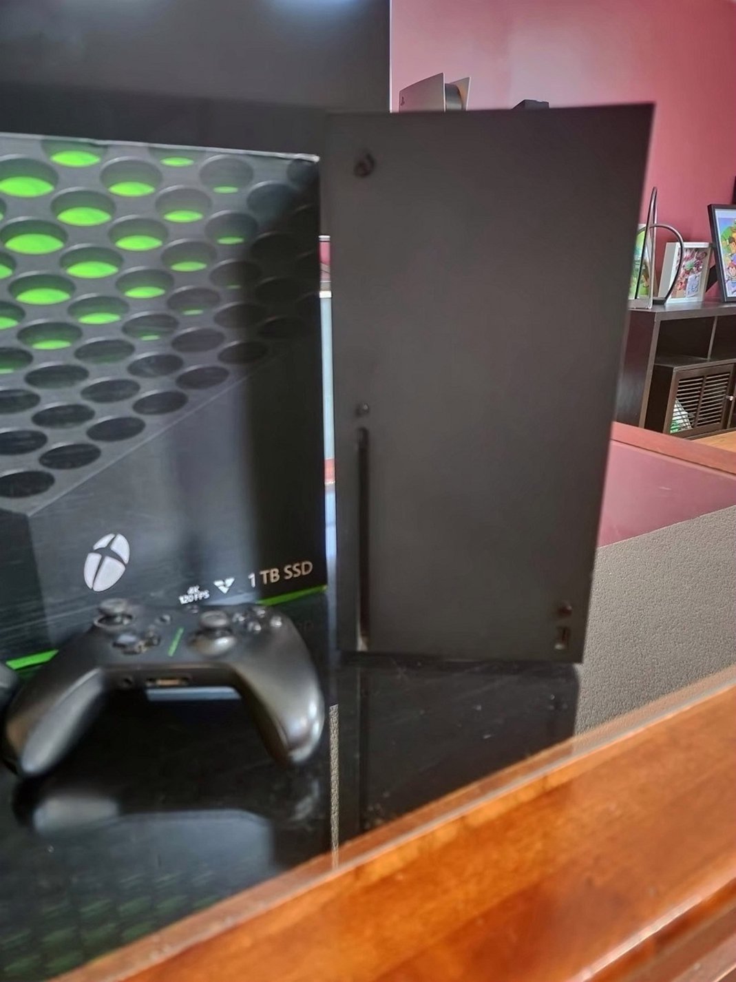 Microsoft Xbox Series X 1TB Black - Used image 3