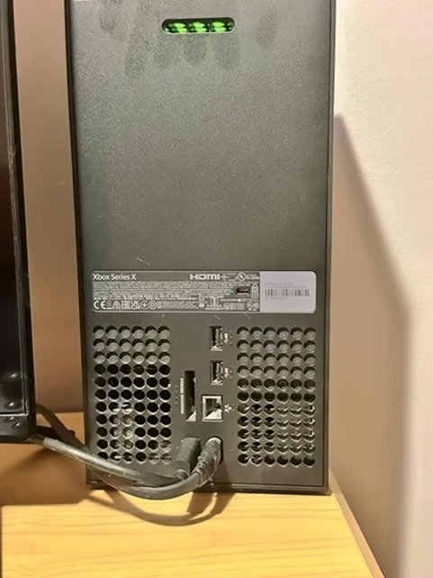 Microsoft Xbox Series X 1TB Black Unlocked - Used image 4