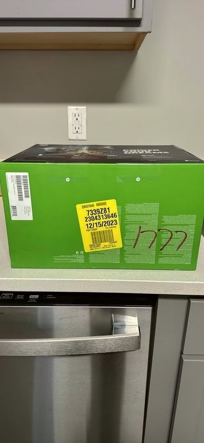 Microsoft Xbox Series X 1TB Black - Used image 4