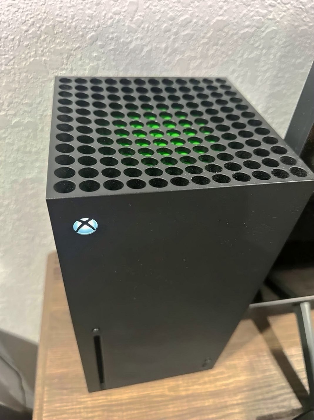 Microsoft Xbox Series X 1TB Black Unlocked - Used image 2