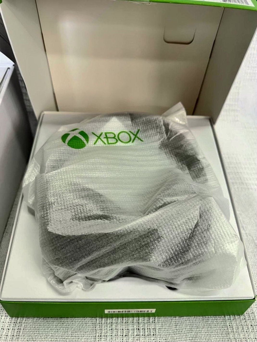 Microsoft Xbox Series S 512GB White - Used image 4
