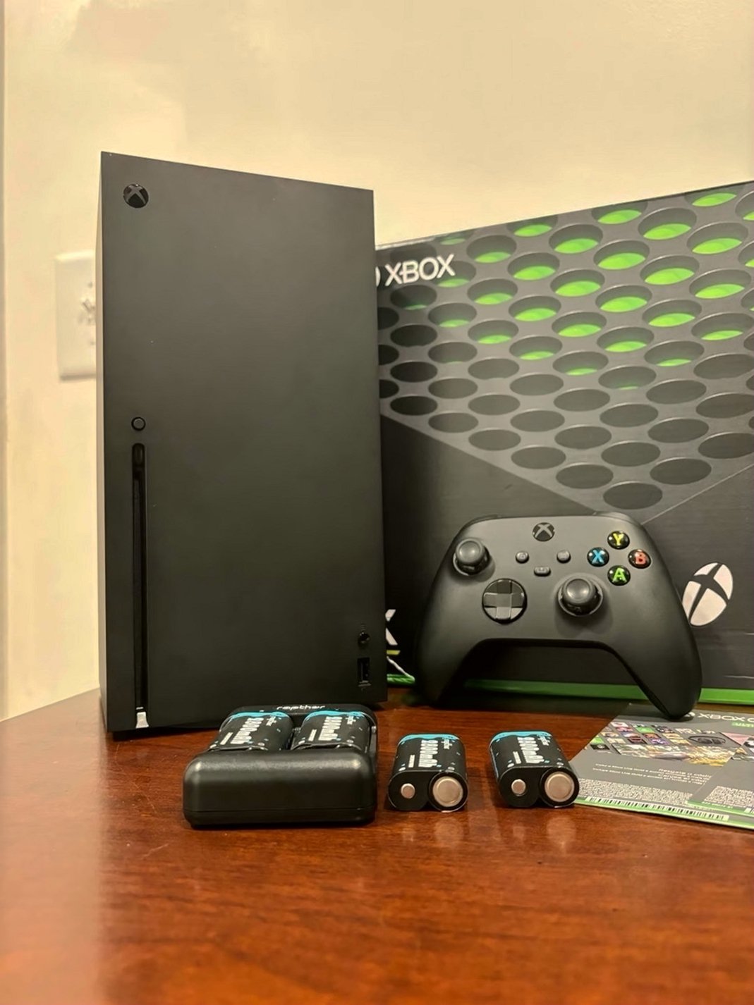 Microsoft XBOX Series X 1TB Console Unlocked - Used image 2
