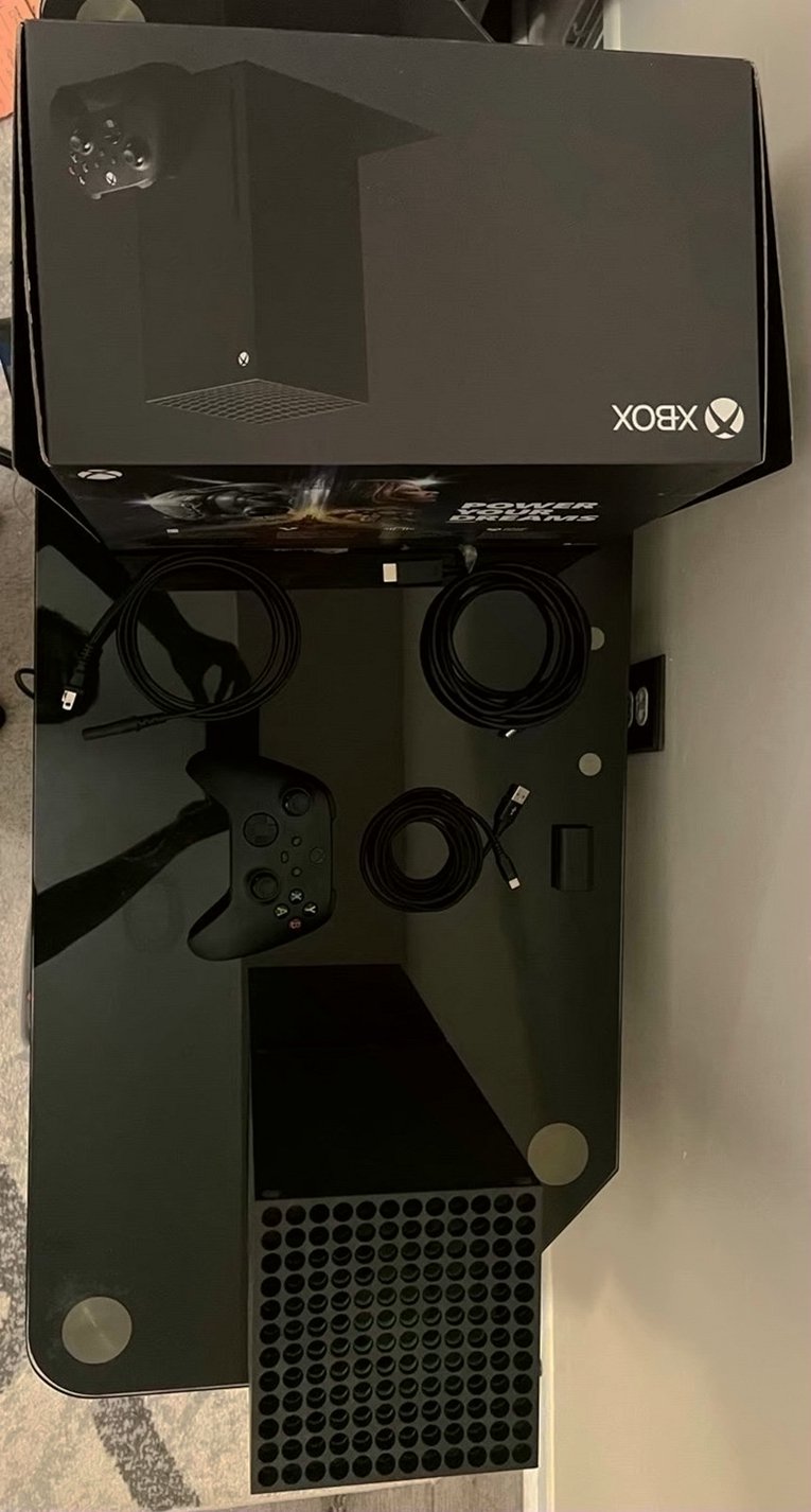Microsoft Xbox Series X 1TB Black - Used image 4