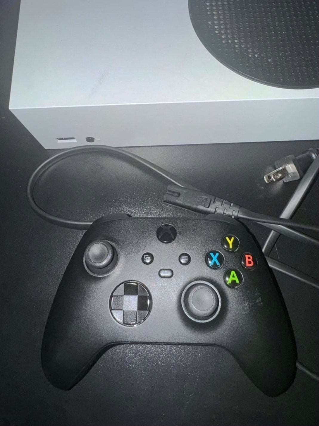 Microsoft Xbox Series S 512GB White - Used image 2