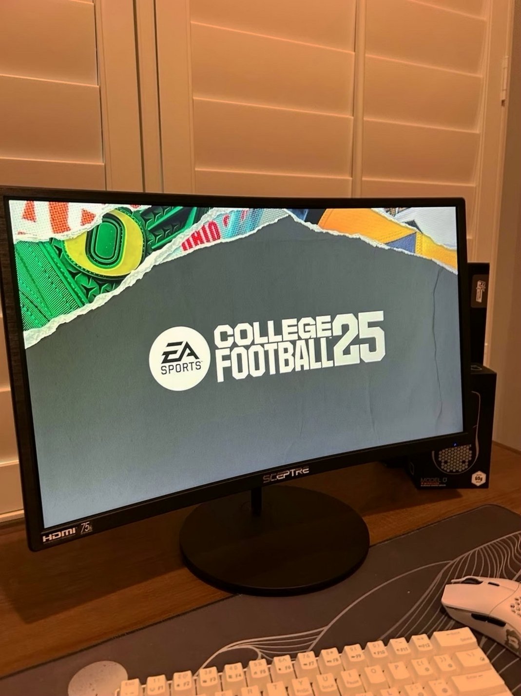 Microsoft Xbox Series S 512GB White Unlocked - Used image 4