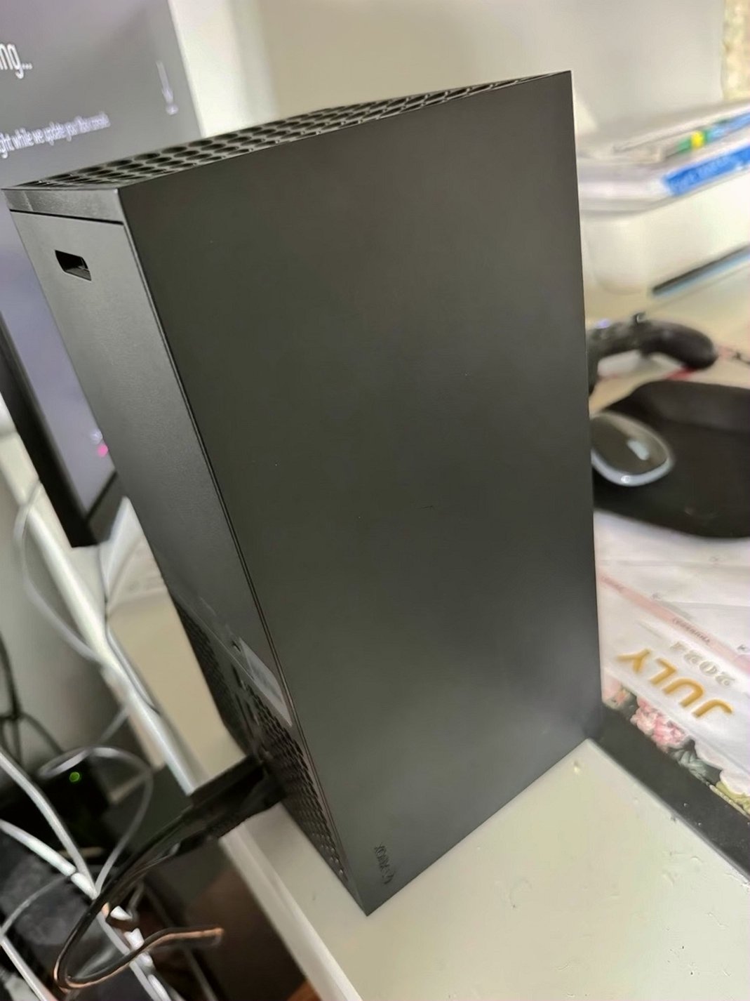 Microsoft Xbox Series X 1TB Black - Used image 2