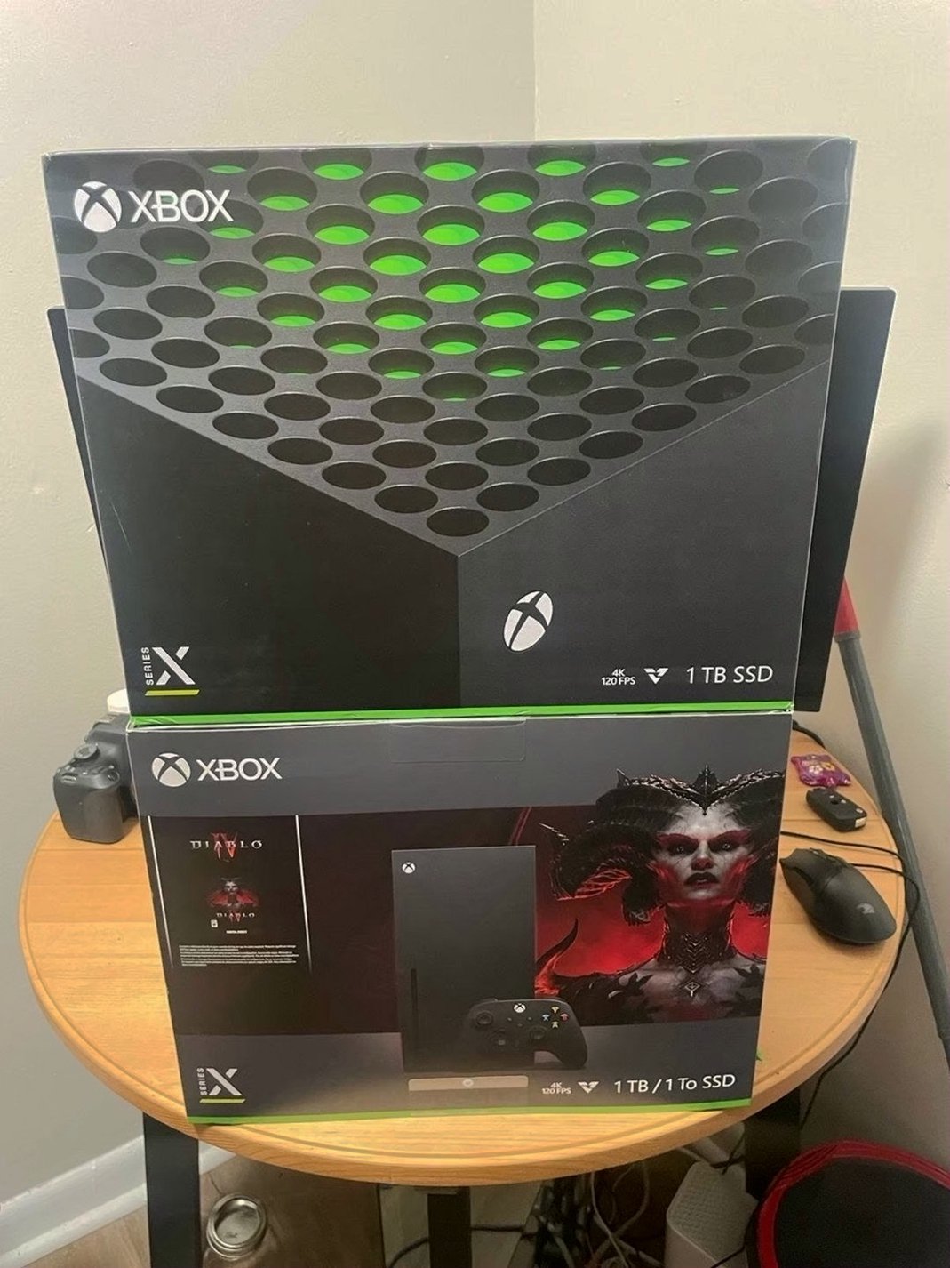 Microsoft Xbox Series X Diablo 3L31 - Used image 3