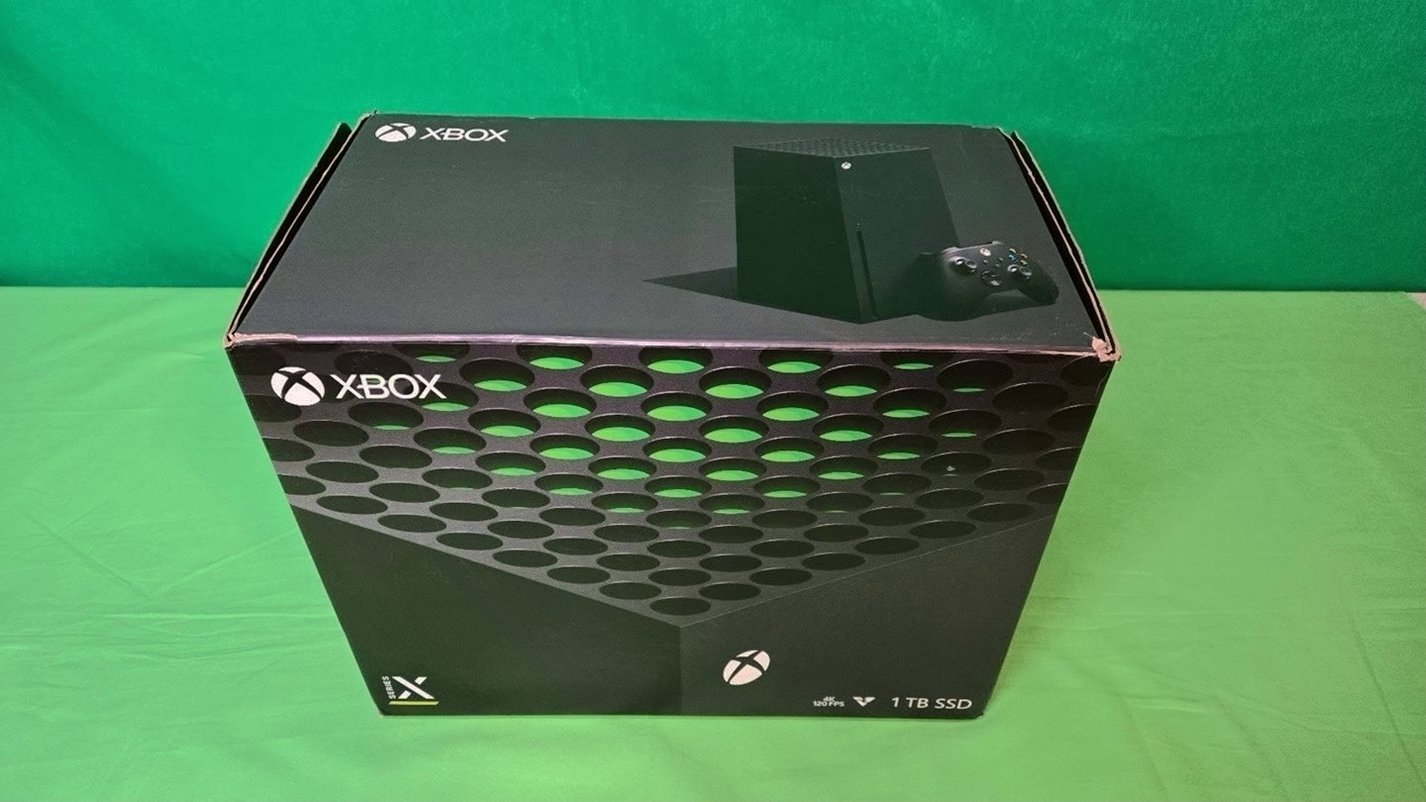 Microsoft Xbox Series X 1TB Black - Used image 2