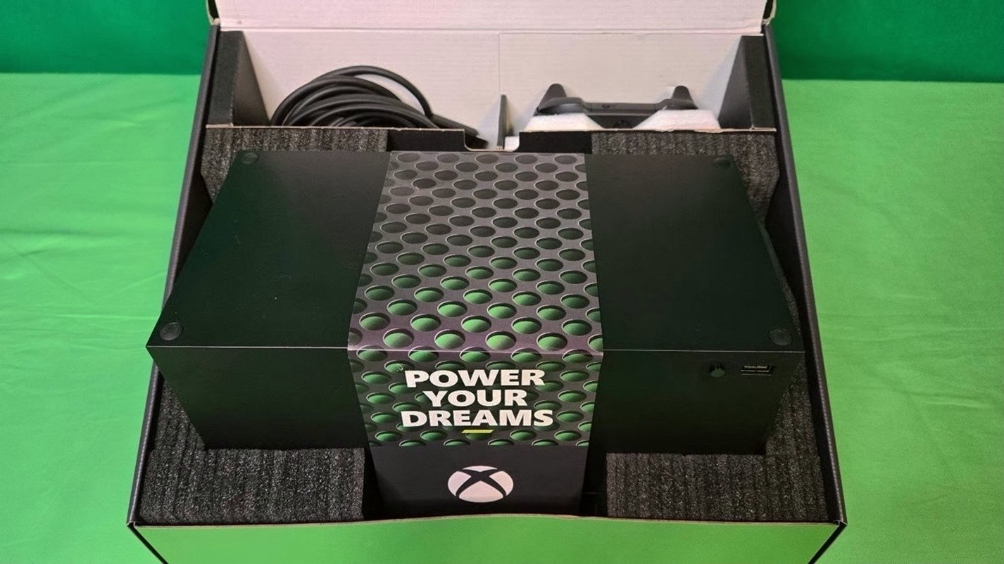 Microsoft Xbox Series X 1TB Black - Used image 3
