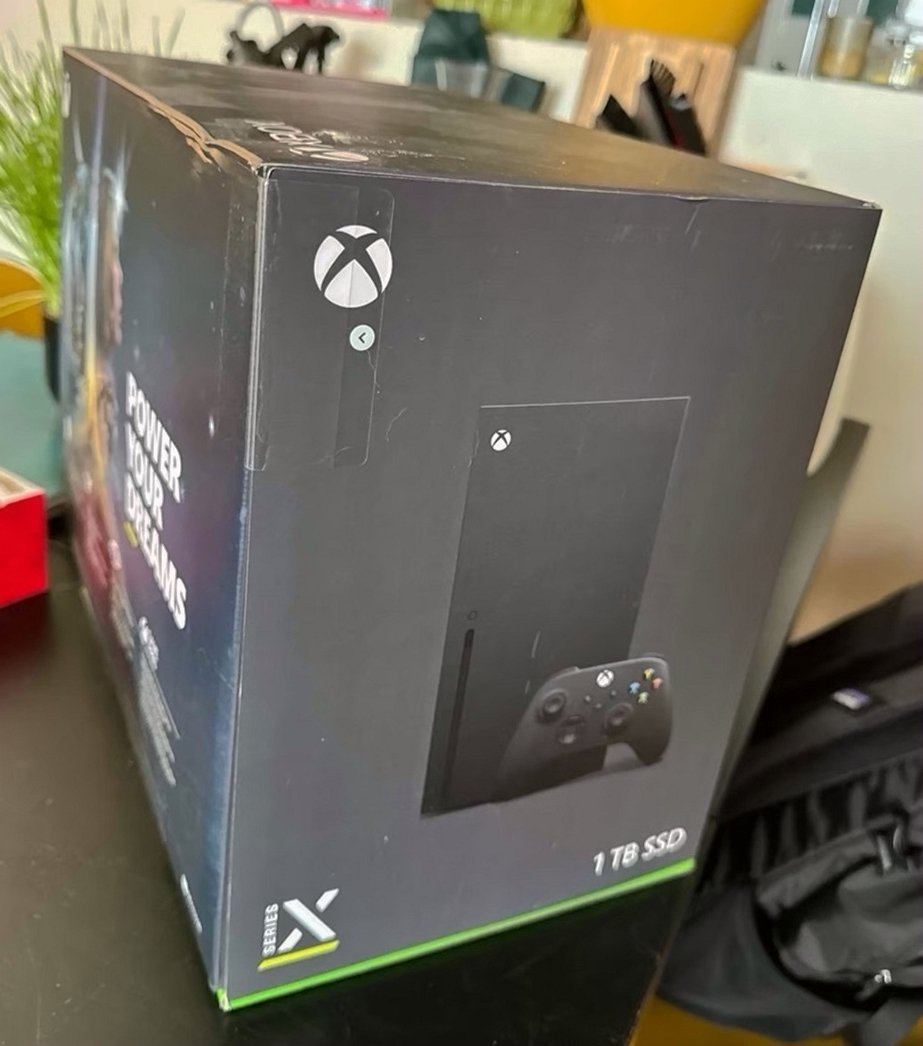 Microsoft Xbox Series X 1TB SSD Black - Used image 3