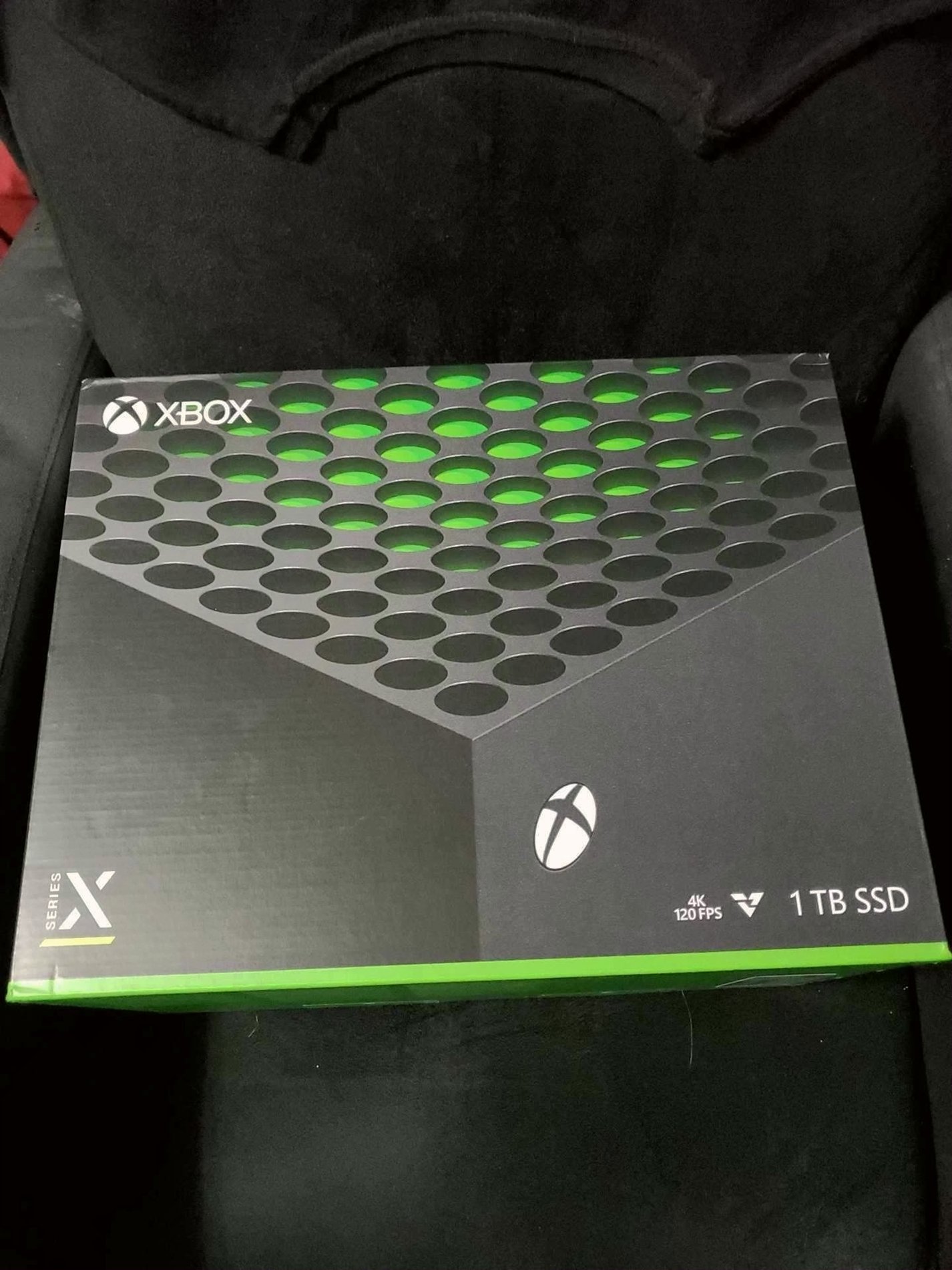 Xbox Series X 6C27 1TB Black Unlocked - Used image 4