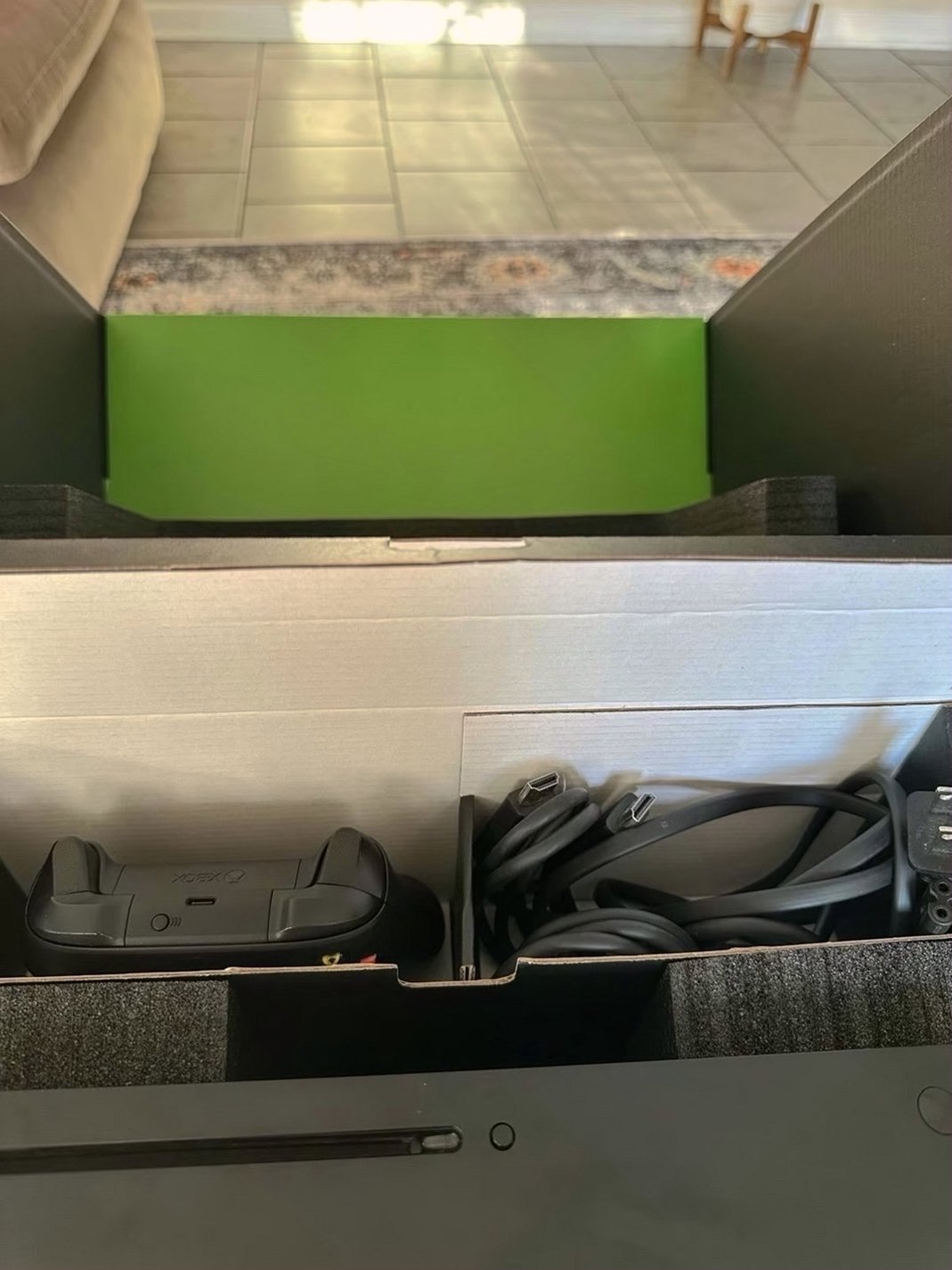 Microsoft Xbox Series X 6J72 Used image 3