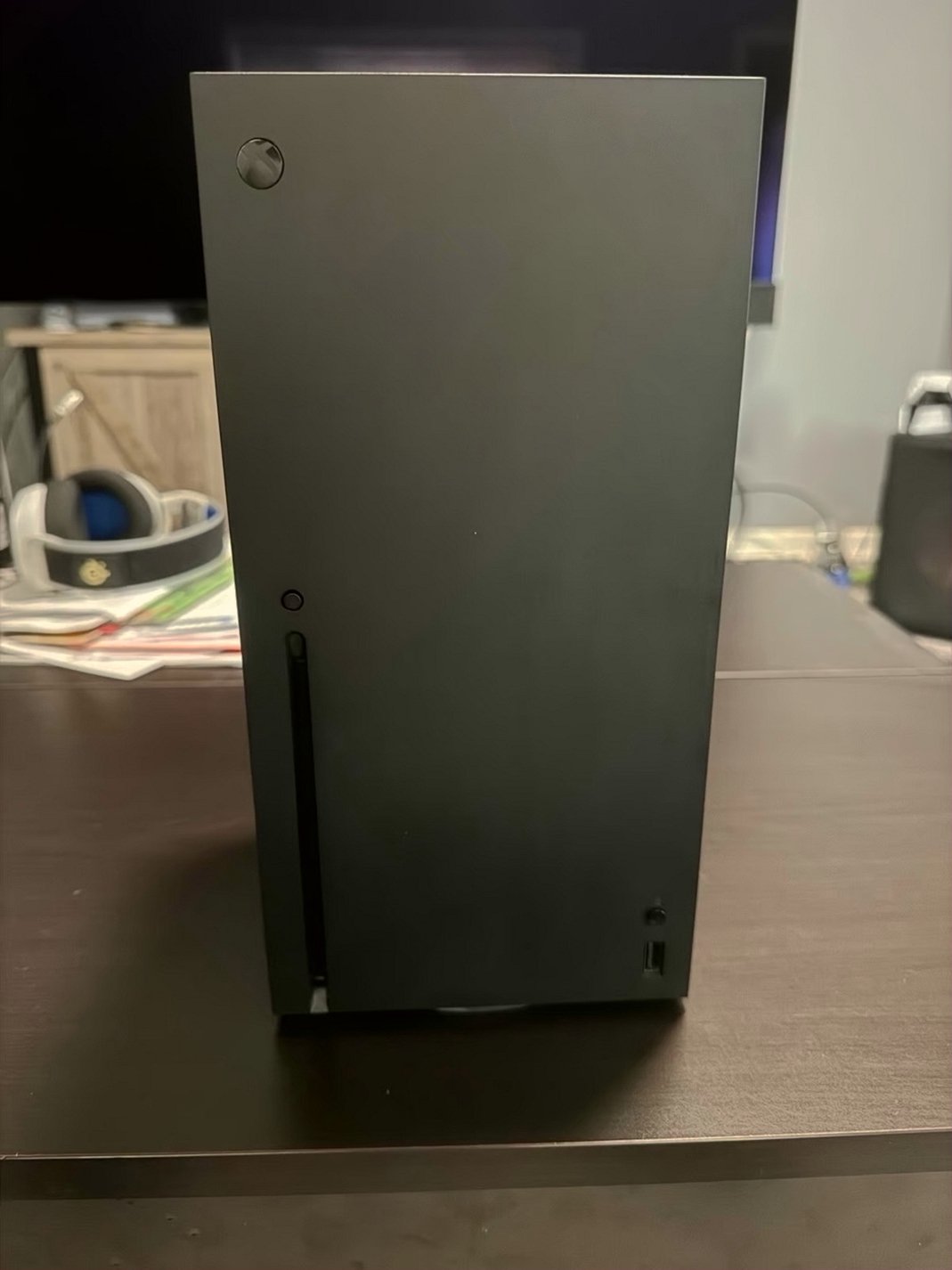 Microsoft Xbox Series X 1TB Black Unlocked - Used image 2