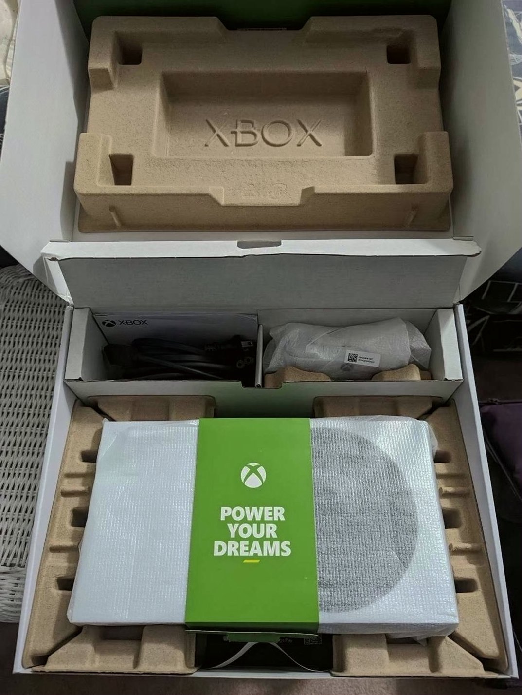 Microsoft Xbox Series S Digital Edition White Console - Used image 2