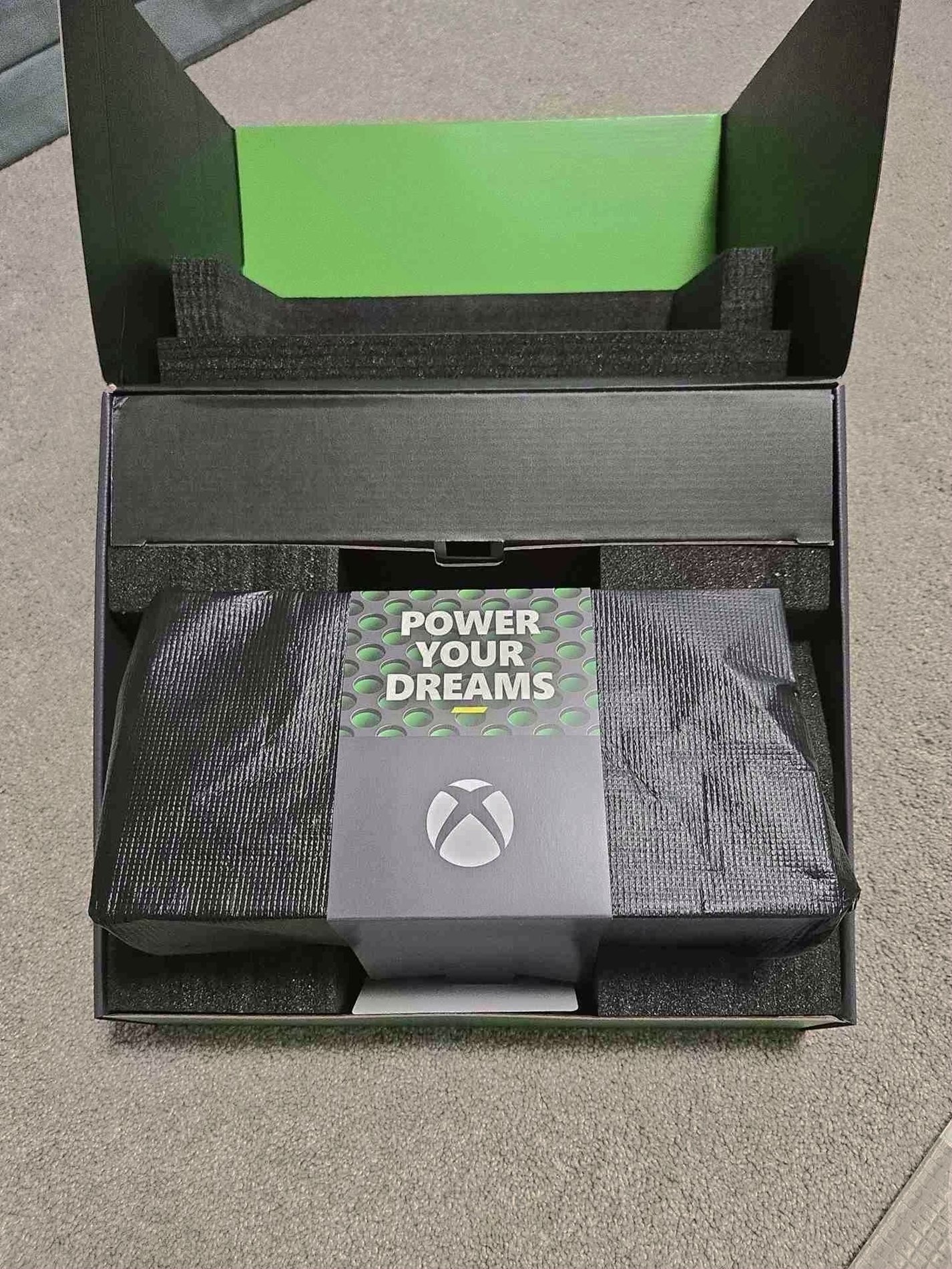 Microsoft Xbox Series X 1TB Black - Used image 4