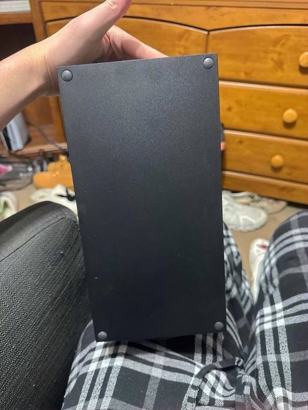 Microsoft Xbox Series X with 4 Controllers and 2 Charging Stands - Used image 3