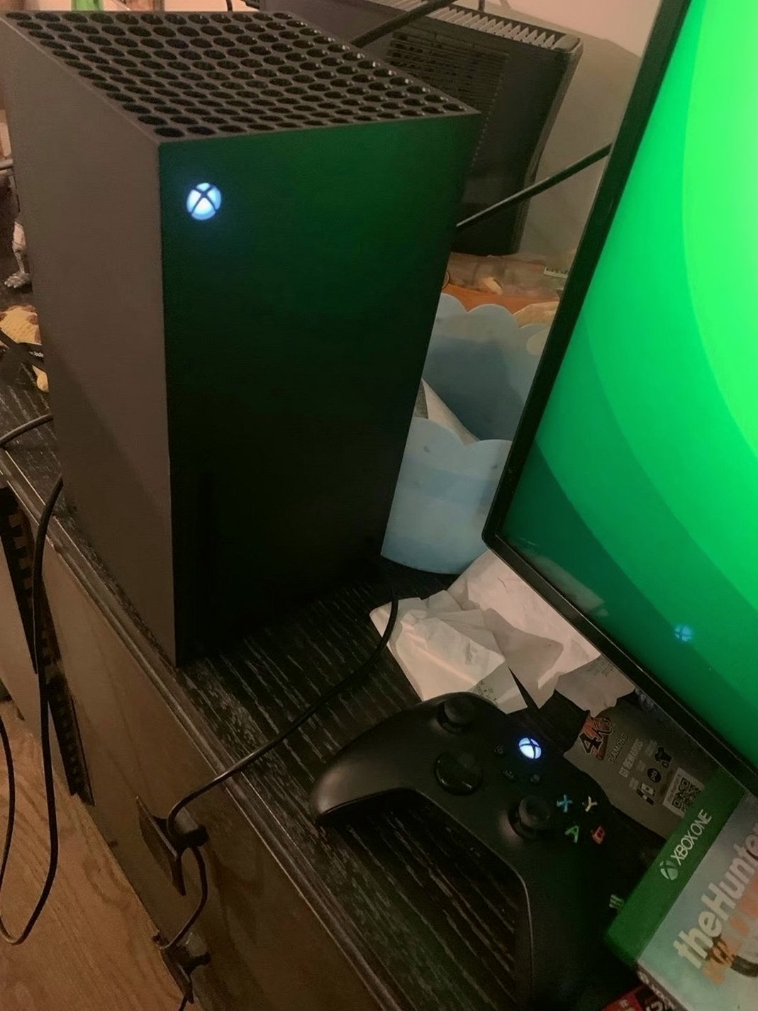 Microsoft Xbox Series X 1TB Black/White Unlocked - Used