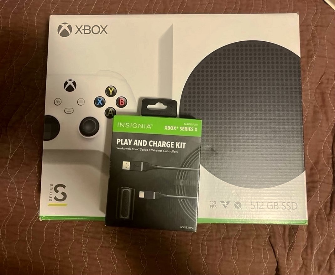 Microsoft Xbox Series S Play Charger Kit 1L38 - Used