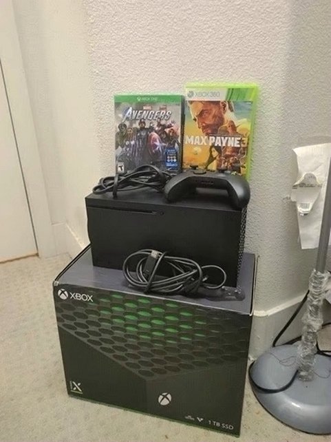 Microsoft Xbox Series X Games Bundle 2T78 Used image 3
