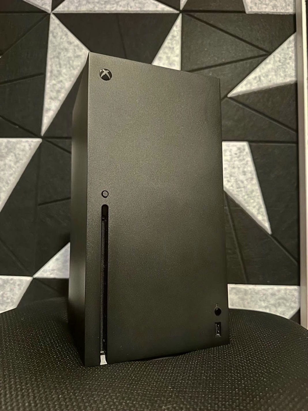 Microsoft Xbox Series X Console 6Q36 Used image 2