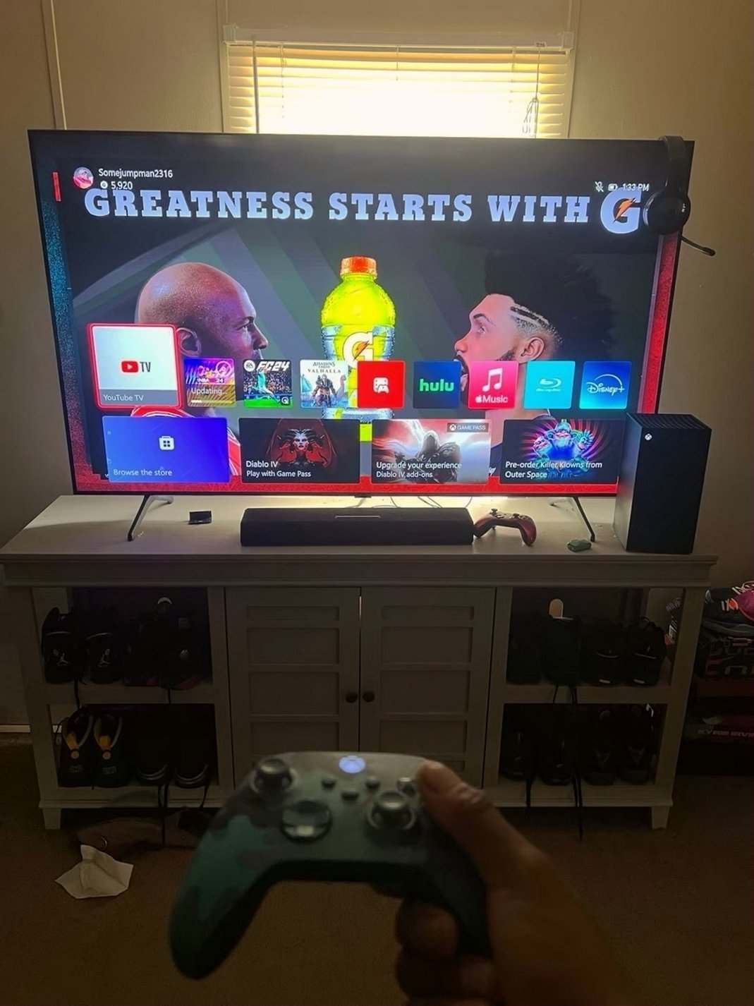 Microsoft Xbox Series X 1TB Black - Used image 3