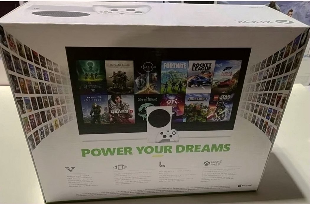 Microsoft Xbox Series S 512GB White Unlocked - Used image 3