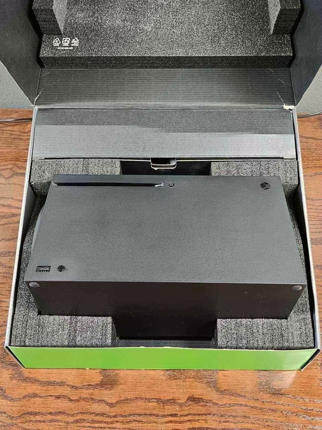 Microsoft Xbox Series X 1TB Black - Used image 3
