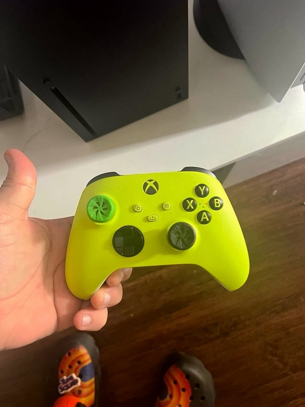 Microsoft Xbox Series X 8C27 with Green Remote and 5 Games - Used image 3