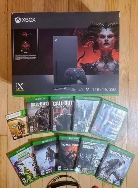 Microsoft Xbox Series X Diablo IV Bundle 1TB - Used image 2
