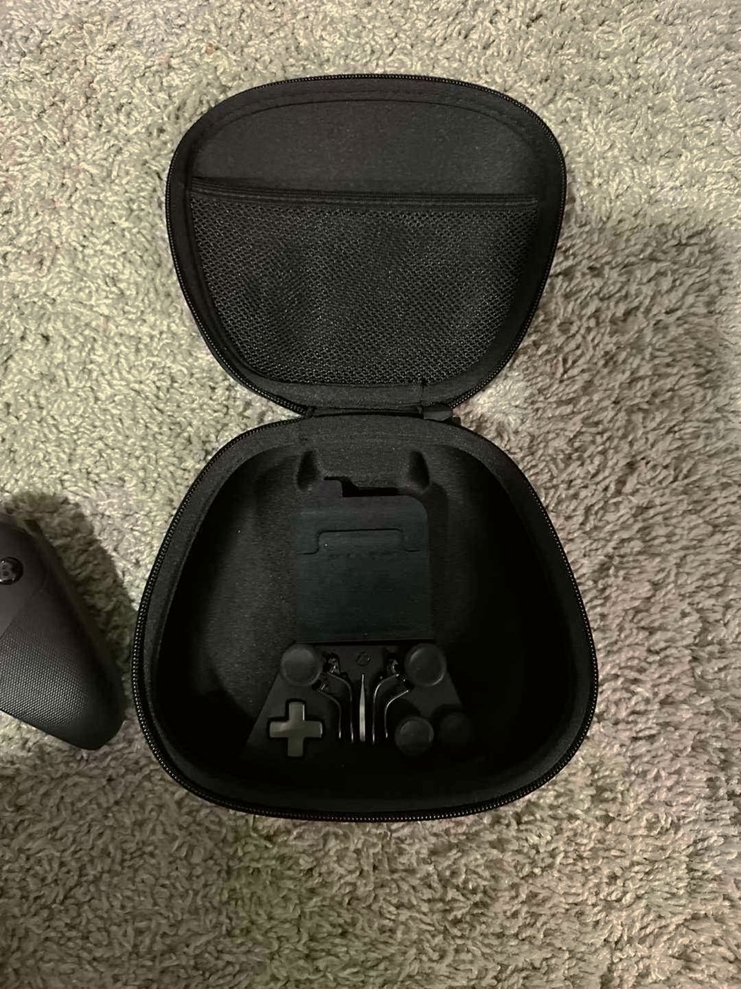 Microsoft Xbox One Series X 8U35 with Series 2 Pro Controller - Used image 4