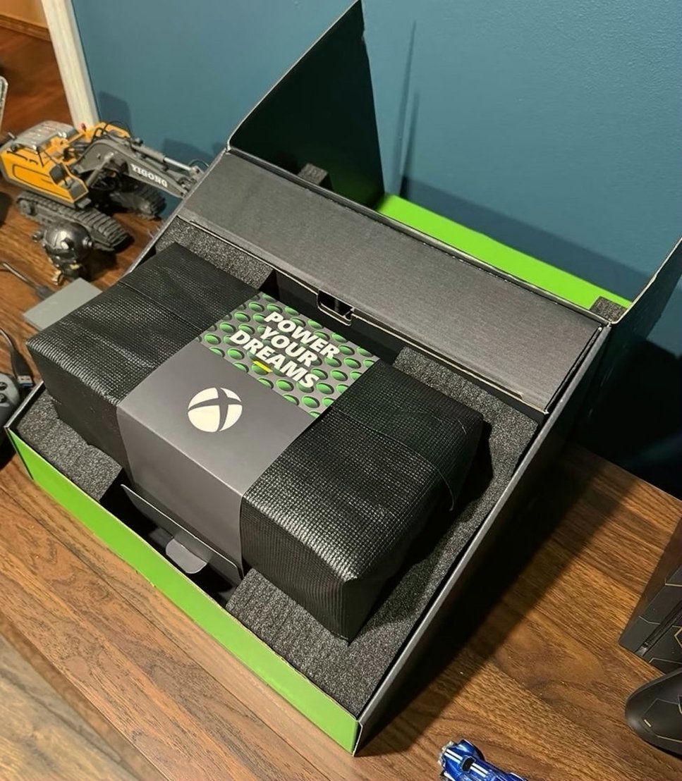 Microsoft Xbox Series X 6Y88 - Used image 5