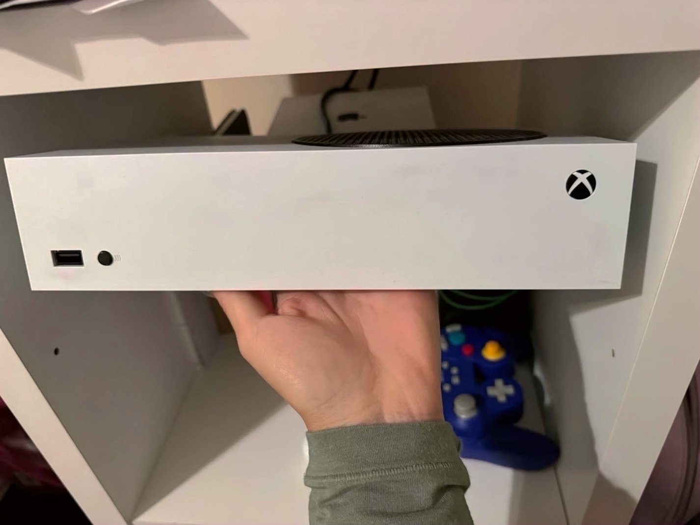 Microsoft Xbox One Series S 512GB Robot White - Used image 2