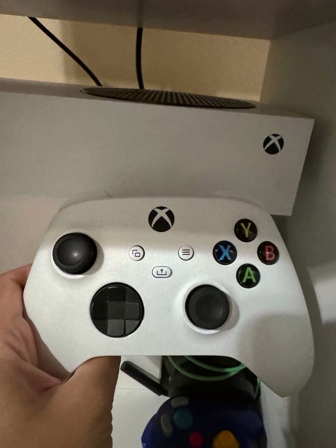 Microsoft Xbox One Series S 512GB Robot White - Used image 3