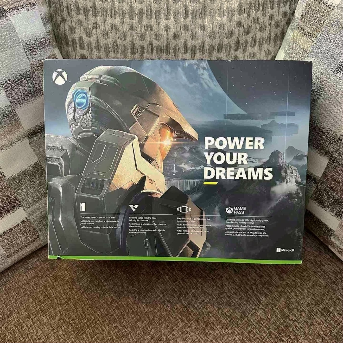 Microsoft Xbox Series X 1TB Halo Infinite Limited Edition - New image 2