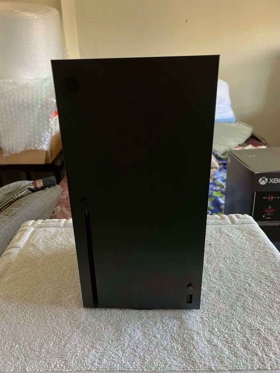 Microsoft Xbox Series X 1TB Black Used image 2