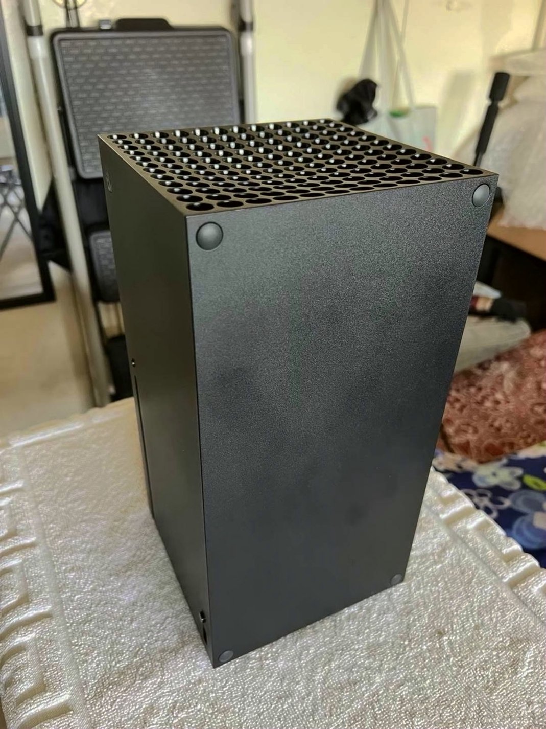 Microsoft Xbox Series X 1TB Black Used image 3