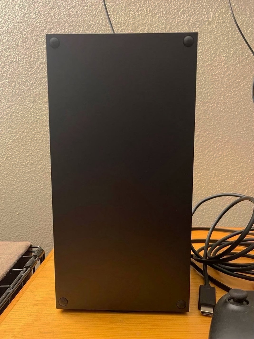 Microsoft Xbox Series X 6Q67 1TB Black - Used image 4
