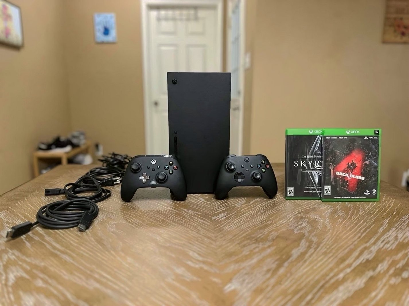 Microsoft Xbox Series X 1TB Black - Used image 2