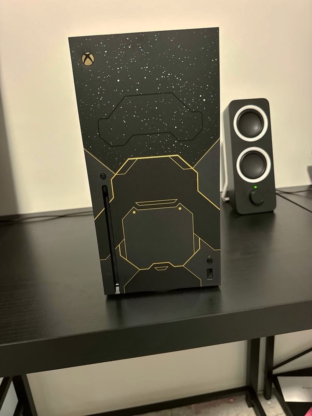 Microsoft Halo Infinite Collector's Edition Xbox Series X 1TB - Used image 3