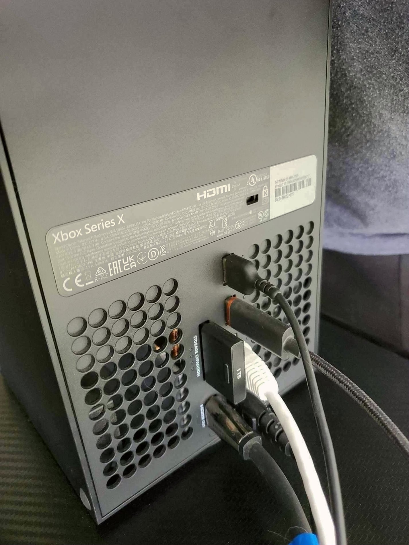 Microsoft Xbox Series X 2TB Black Unlocked - Used image 2