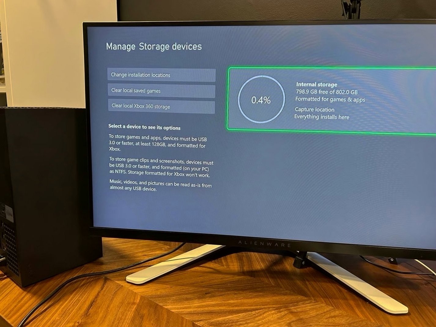 Microsoft Xbox Series X Console 1TB Black - Used image 3