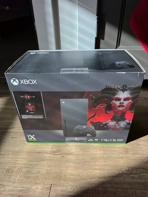 Microsoft Xbox Series X 1TB Black Unlocked - Used