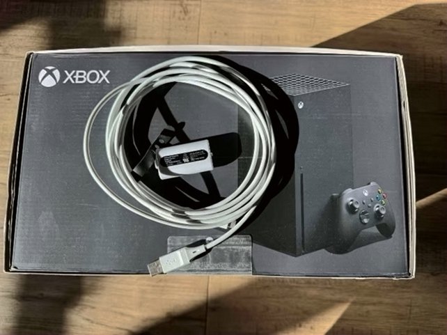 Microsoft Xbox Series X 1TB Black Unlocked - Used image 3