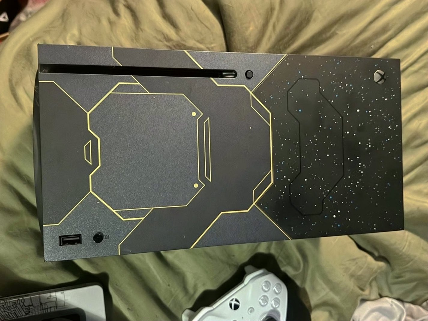 Microsoft Xbox Series X Halo Edition Console 1TB - Used image 2