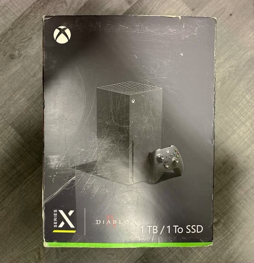 Microsoft Xbox Series X Diablo IV Bundle 1TB Black - Used image 3