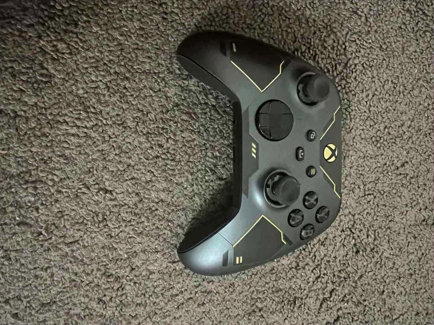 Xbox Series X Halo Infinite Limited Edition Console - Used image 5