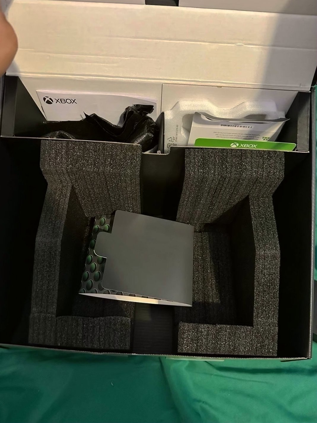 Microsoft Xbox Series X 1TB Black Used image 4